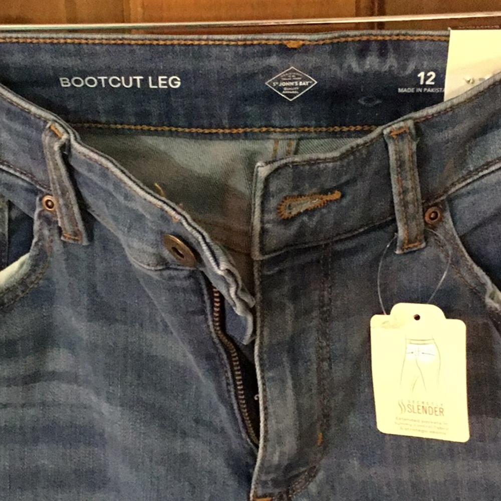 Bootcut Jeans - Picture 2 of 4